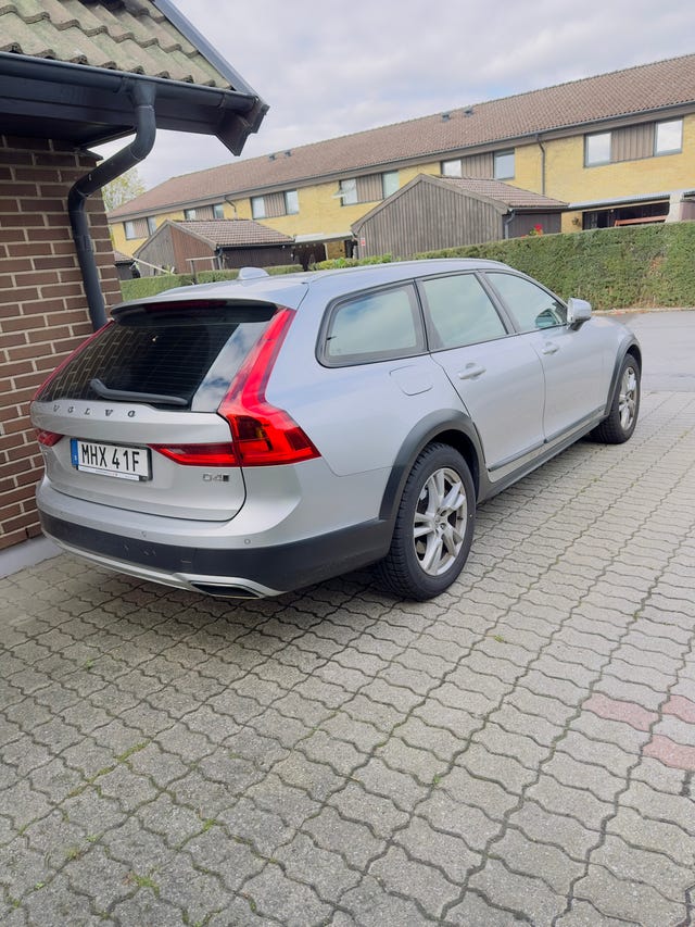 Volvo V90 Cross Country 2019