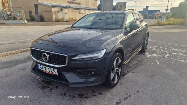 Volvo V60 Cross Country 2020 – bild 3