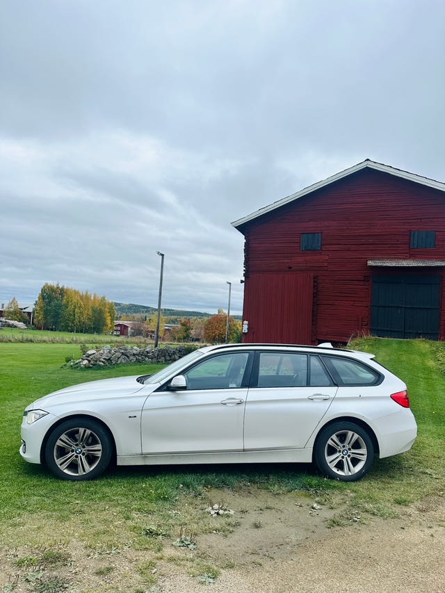 BMW 320d 2013 – bild 2
