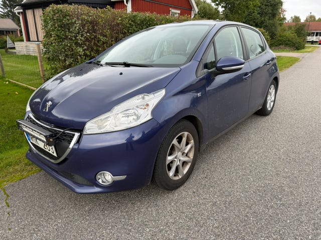 Peugeot 208 2013