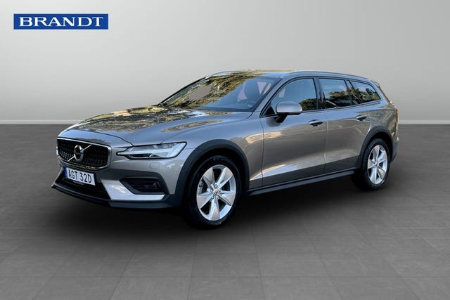 Volvo V60 Cross Country 2022