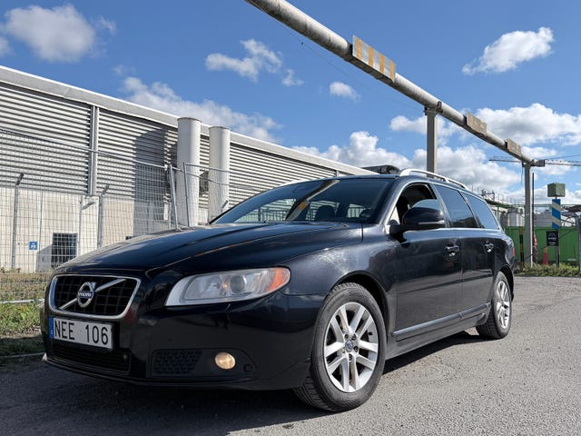 Volvo V70 2013