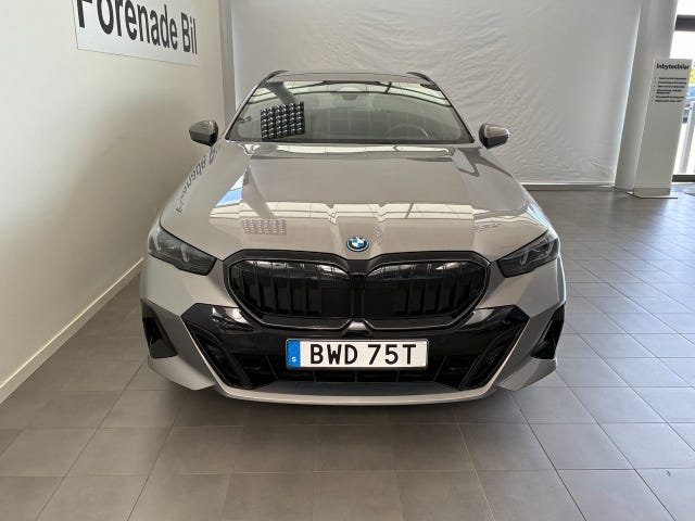 BMW 530e 2026 – bild 2