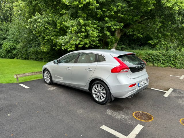 Volvo V40 2015 – bild 3