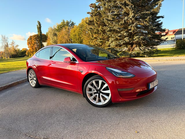 Tesla Model 3 2019