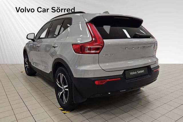 Volvo XC40 2025 – bild 4