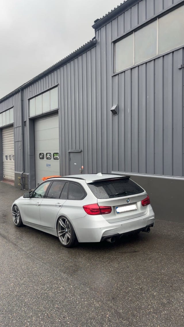 BMW 330d 2016 – bild 2