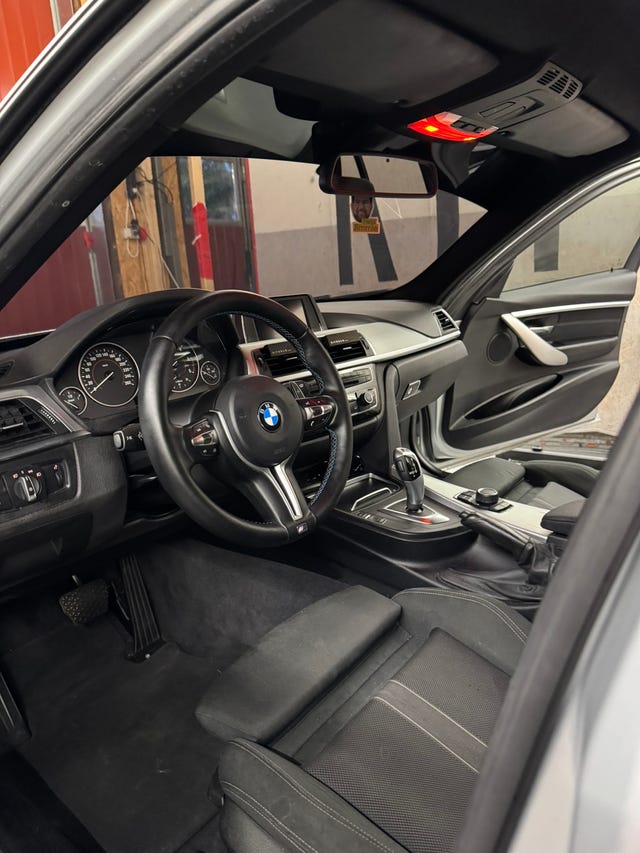 BMW 330d 2016 – bild 3