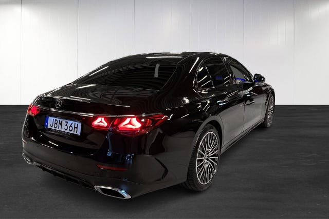 Mercedes-Benz E300 de 2026 – bild 3