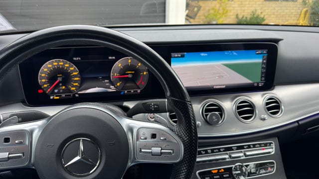 Mercedes-Benz E220 d 2020 – bild 2