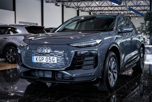 Audi Q6 e-tron 2025