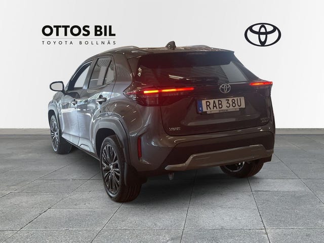 Toyota Yaris Cross 2022 – bild 3