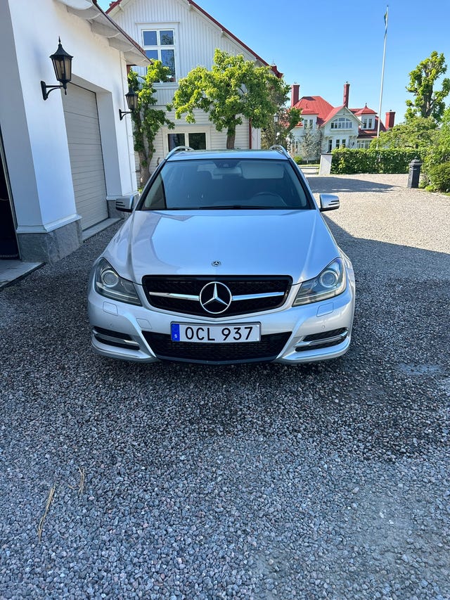 Mercedes-Benz C220 2013 – bild 4