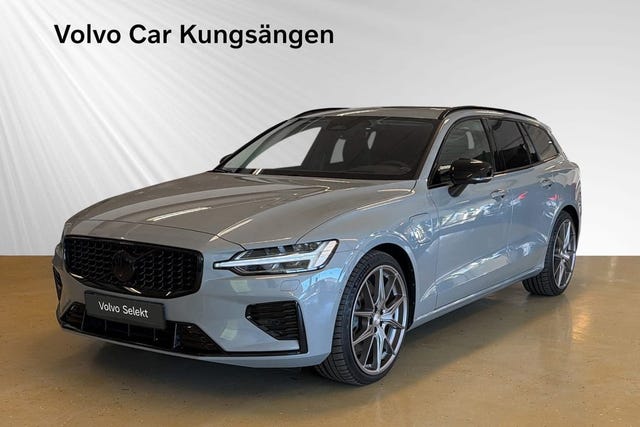 Volvo V60 2025