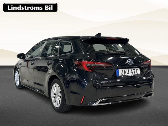 Toyota Corolla 2024 – bild 4