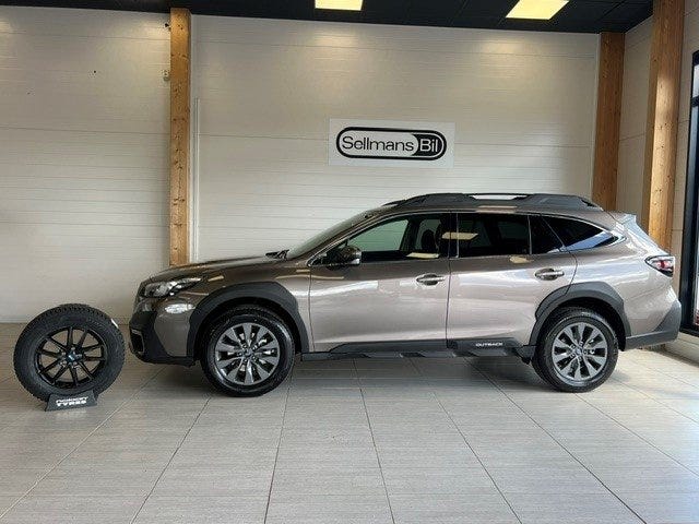 Subaru Outback 2025