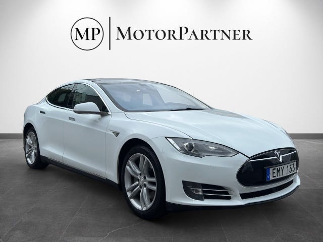Tesla Model S 2014