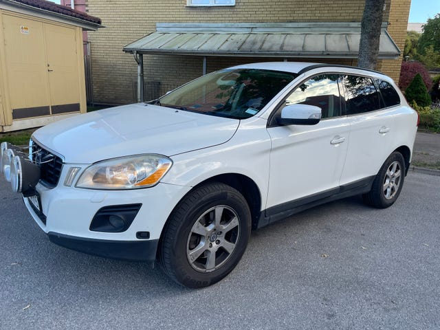 Volvo XC60 2010 – bild 2
