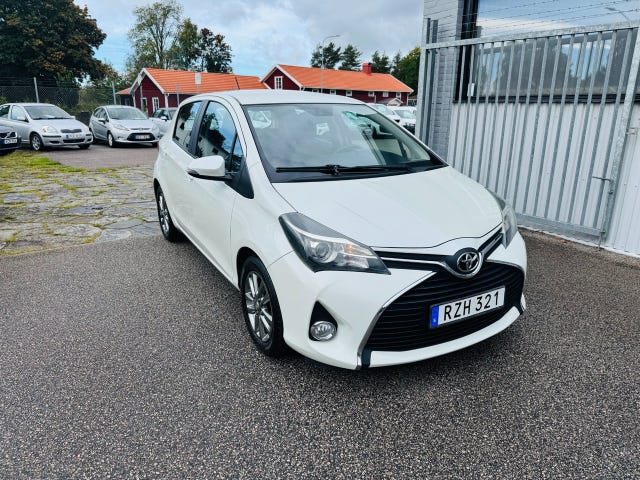 Toyota Yaris 2015