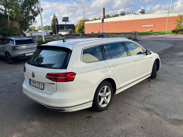 Volkswagen Passat 2018 – bild 4