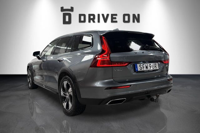 Volvo V60 Cross Country 2020 – bild 3