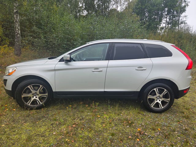 Volvo XC60 2011