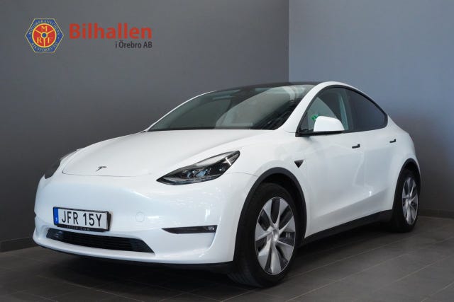 Tesla Model Y 2024