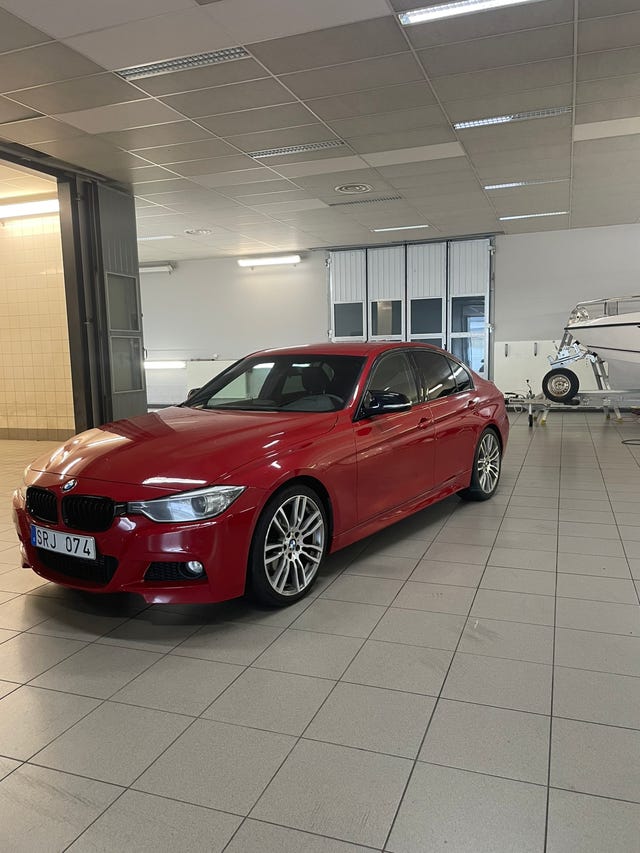 BMW 320d 2013 – bild 2