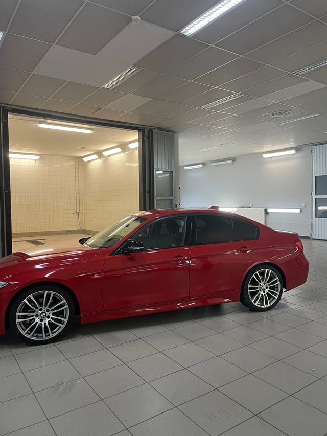 BMW 320d 2013 – bild 3