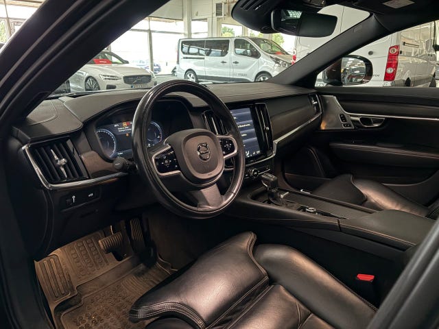 Volvo V90 Cross Country 2018 – bild 4