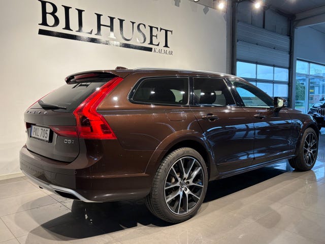 Volvo V90 Cross Country 2018 – bild 3