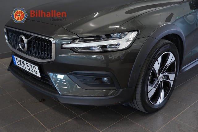 Volvo V60 Cross Country 2021 – bild 2