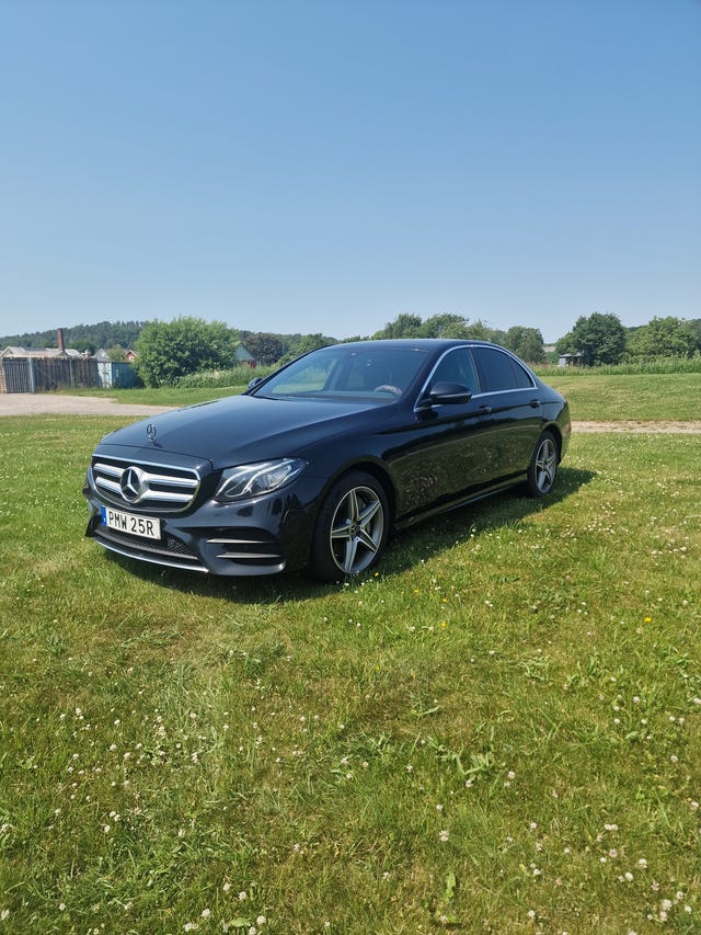 Mercedes-Benz E300 e 2019