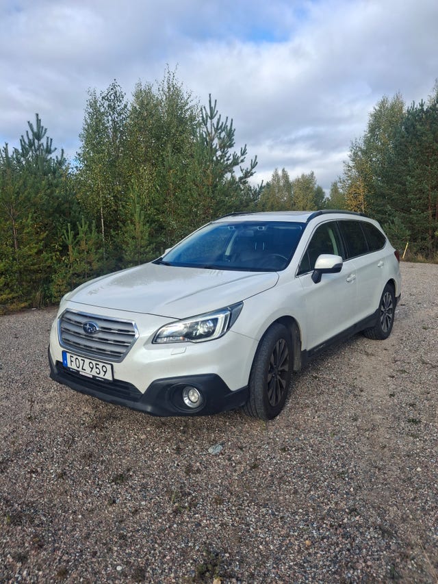 Subaru Outback 2015