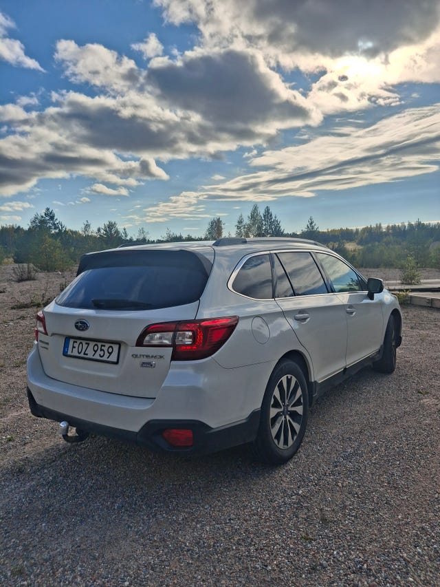Subaru Outback 2015 – bild 3