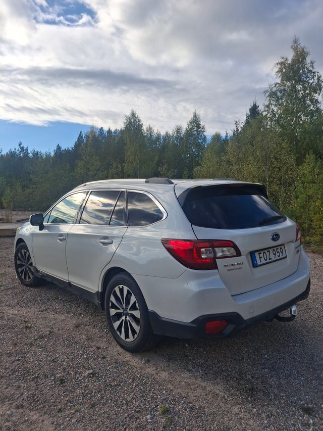 Subaru Outback 2015 – bild 4
