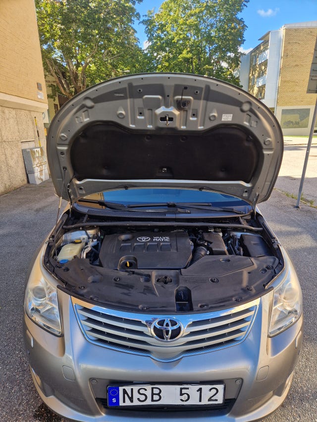 Toyota Avensis 2009
