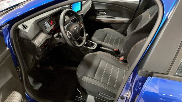 Dacia Sandero 2023 – bild 4