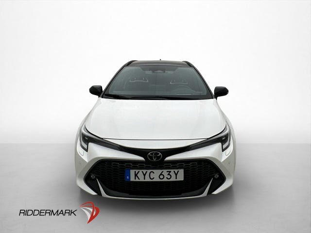 Toyota Corolla 2023 – bild 2