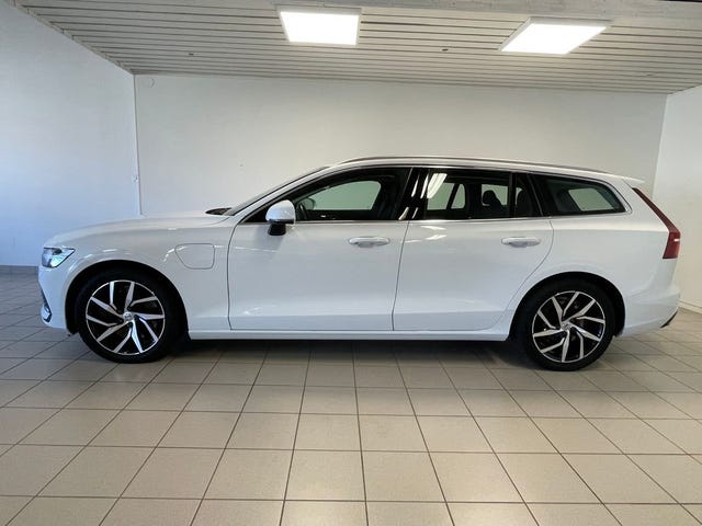 Volvo V60 2022 – bild 2