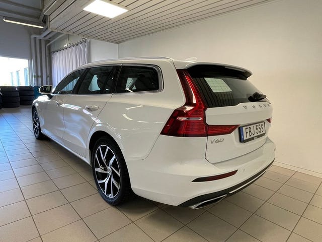 Volvo V60 2022 – bild 3