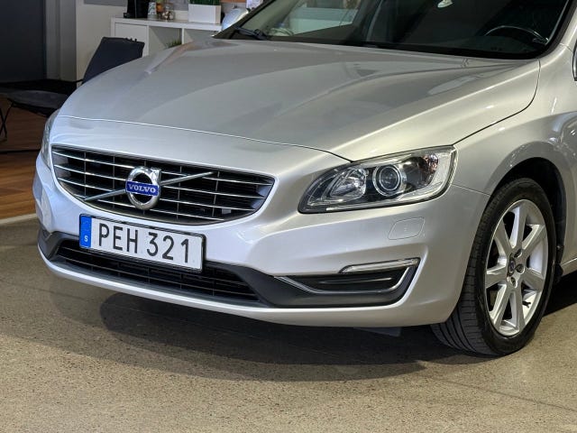 Volvo V60 2017 – bild 2