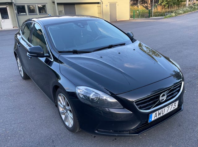Volvo V40 2014