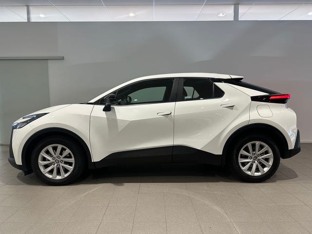 Toyota C-HR 2025 – bild 4