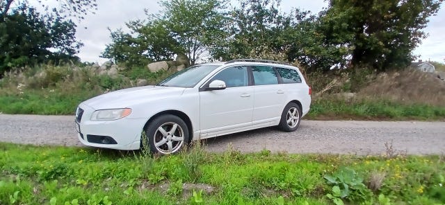 Volvo V70 2011 – bild 2