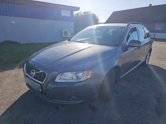 Volvo V70 2012 – bild 2