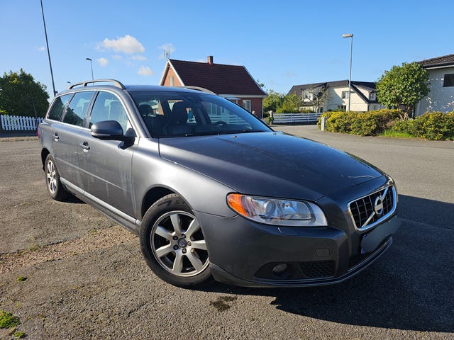 Volvo V70 2012