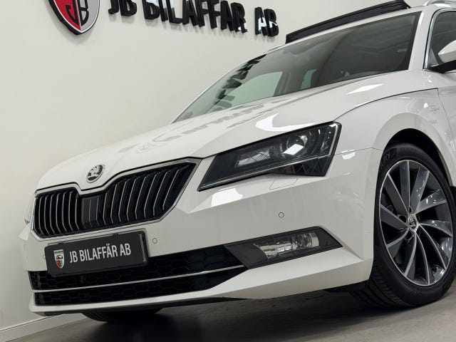Skoda Superb 2018 – bild 2