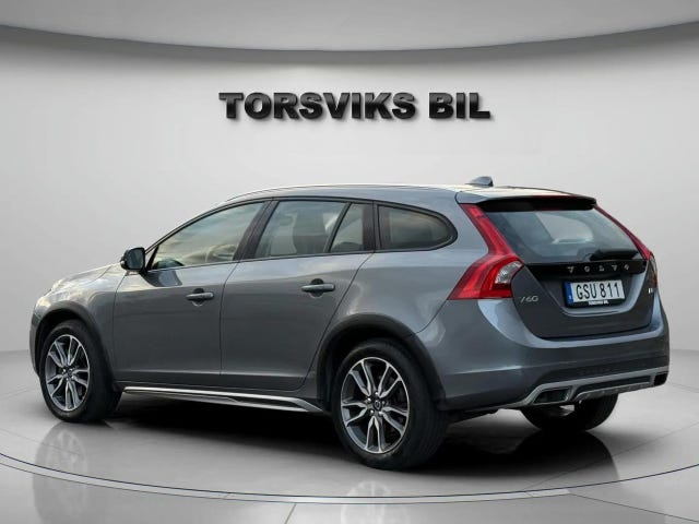 Volvo V60 Cross Country 2016 – bild 4