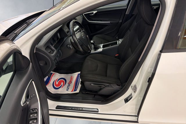 Volvo V60 2015 – bild 3